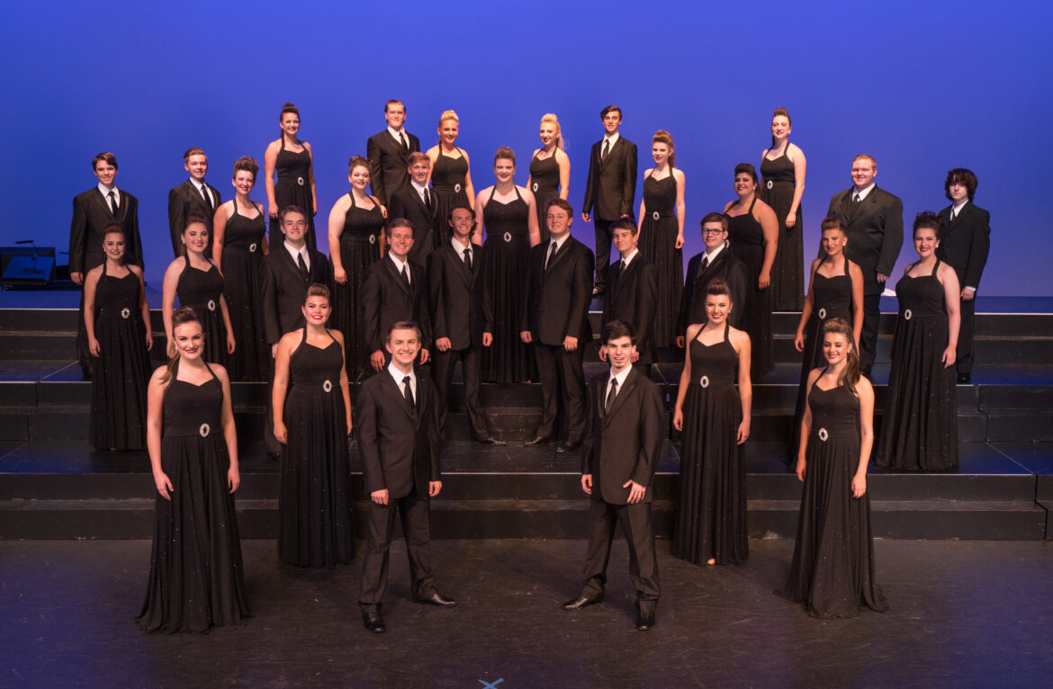 CG Singers joins Indianapolis Symphonic Choir for Festival of Carols on Dec. 3