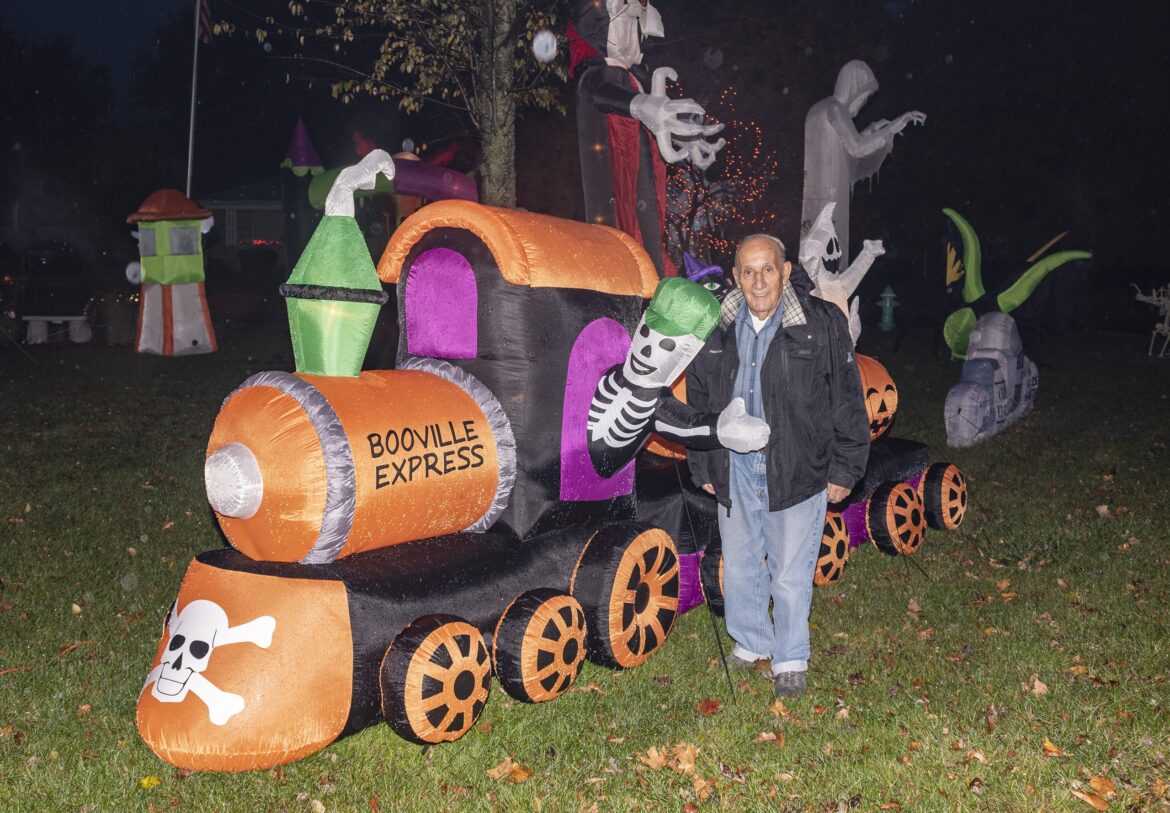 Beech Grove resident hosts haunted trick-or-treat event on Halloween