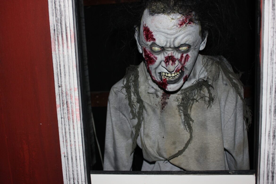 Two area haunted attractions to open this weekend
