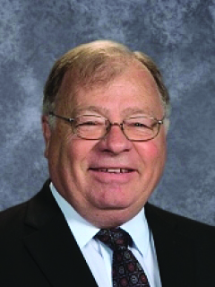 Guests invited to celebrate Roncalli President Hollowell’s retirement dinner